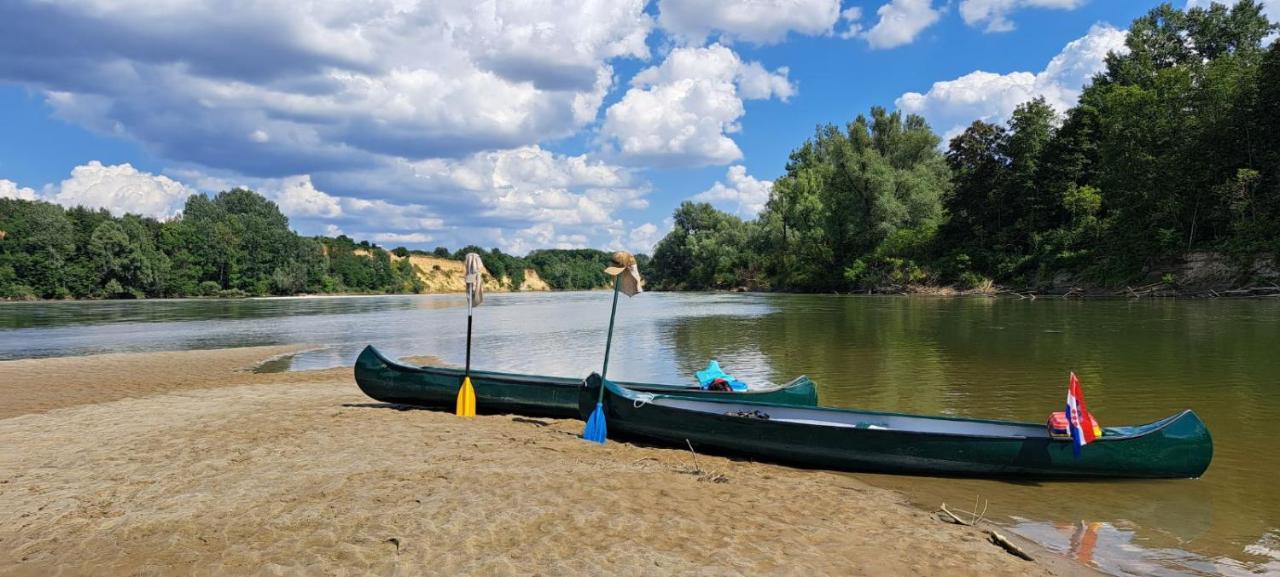 Sobe Pilajevo 2, 183 Ulica Stjepana Radica, Gola